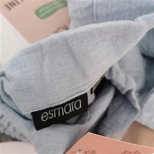 ست شومیز آستین کوتاه و شلوار راحتی زنانه اسمارا مدل پفکی کد 21120407