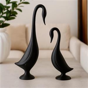 دکوری مینیمال قوی سیاه