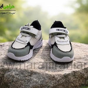 کتونی اسپرت بچگانه مشکی سفید FENIX سایز 24