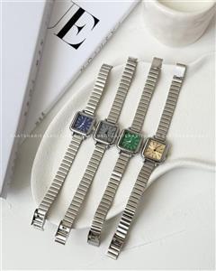 ساعت زنانه بند کرکره ای جدید فلورا صفحه مربعی بند استیل رنگ ثابت ضد حساسیت دارای رنگبندی کیفیت عالی کد 1923038