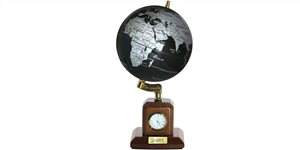 کره جغرافیایی پایه چوبی کد 109