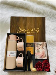 (ارسال رایگان) باکس هدیه زنانه و دخترانه لاکچری/فلاسک مسافرتی |ادکلن |پالت سایه |باکس چوبی کادو ولنتاین ۲۰