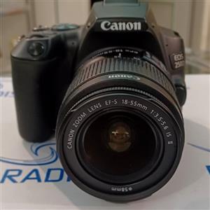 دوربین عکاسی کانن Canon EOS 250D Kit EF-S 18-55 mm f\/4-5.6 IS II (حدود ۶۸۰۰ شات)
