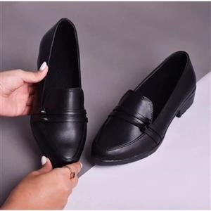 کفش زنانه مدل آتوسا  اداری مجلسی چرم خارجی درجه 1 بازیره بسیار سبک و راحت 