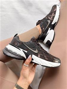 کفش پیاده‌روی زنانه مدل V2K RUN
