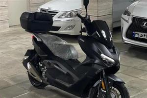 موتور سیکلت کی وی ویسته 249-1402