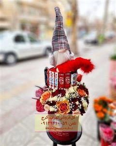 گل و شکلات خوشگل ولنتاین برای پارتنر عزیز در گلفروشی زرکش