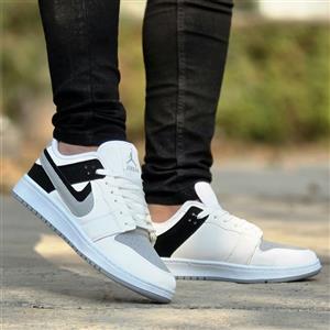 تخفیف فوق العاده کفش  کتونی اسپرت مردانه پسرانه  مدل جردن دونایک (Nike Jordan) زیبا و پرفروش رنگ سفید طوسی مشکیباارسال رایگان