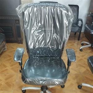 صندلی اداری کارمندی مدل 906 باکیفیت فوق العاده کف و پشت فوم هزینه ارسال به صورت و به عهده مشتری واز طریق باربری مبلمونسرا مدل 234342