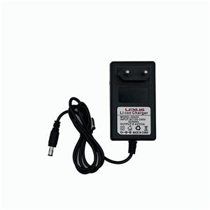 شارژر 8.4 ولت 2 آمپر