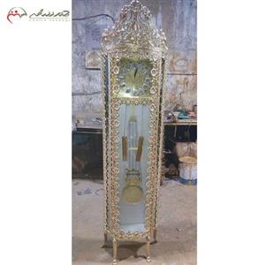 ساعت آلومینیومی کنار سالنی
