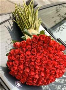 دسته گل 100 شاخه ای رز هلندی ممتاز