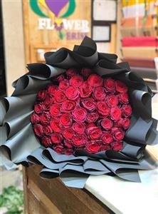 دسته گل 50 شاخه ای رز هلندی