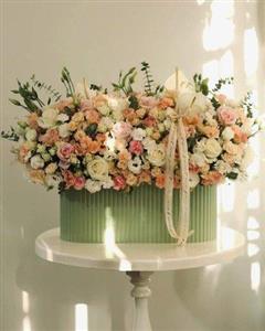 باکس گل تبریک روز زن برای خواهر شوهر