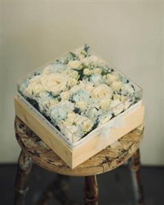 باکس گل تبریک برای شاگرد ممتاز