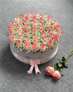 از کجا می‌توانم باکس گل رز هفت رنگ برای مراسم‌های تبریک سفارش دهم؟