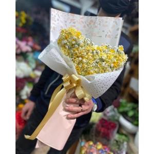 گل نرگس به همراه گل‌های گلایل برای شب یلدا 249