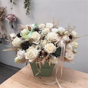 سفارش گل مناسب تبریک روز عمه