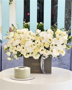 چطور سبد گل و بادکنک برای تولد شوهر خریداری کنیم؟