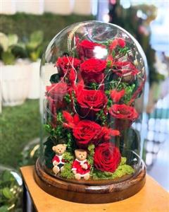 گل رز جاودان برای هدیه به دوست چه ویژگی‌هایی دارد؟