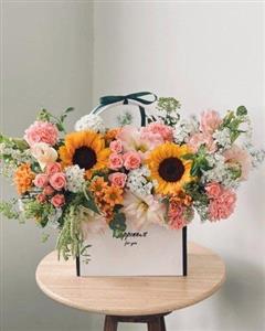 باکس گل تبریک برای افتتاح مغازه