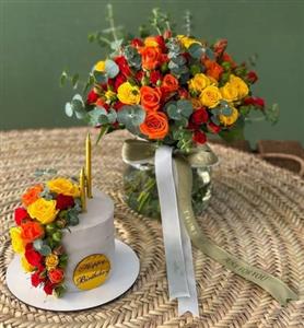 پک هدیه و کیک تولد با گل برای دختر 13 ساله