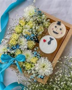 پک هدیه و کیک تولد با گل برای خانم 35 ساله