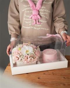 پک هدیه و کیک تولد با گل برای پسر 4 ساله