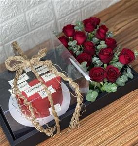 کیک تولد و گل برای تولد پسر از طرف مادر