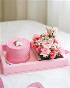 کیک تولد و باکس گل دخترانه لاکچری 1405