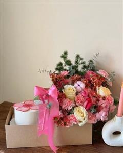 کیک تولد و باکس گل برای طلبه