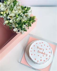 کیک تولد و باکس گل فوتبالی لاکچری