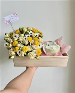 کیک تولد و باکس گل برای همکار