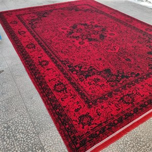 فرش ماشینی 1200 شانه زمینه لاکی حاشیه لاکی مدل هریس