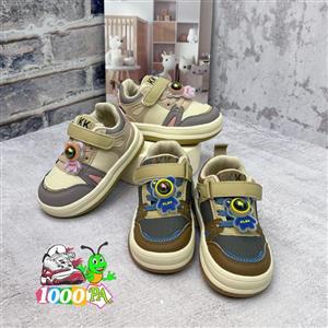 کتونی وارداتی نقلی ضد آب - استیکر دار خرس فضایی - کد 74 - مدل چسبی