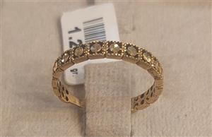 حلقه اسپرت طلا کارکرده زنانه طرح رینگی سیاه قلم 