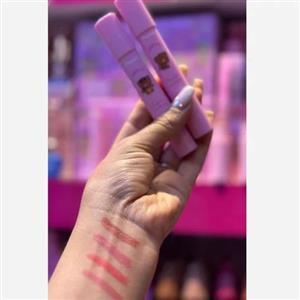 رژ لب باربی پیشی کیوت فانتزی پاپیونی رنگبندی نودنسکافه و صورتی توت فرنگی  رژگونه استیکی پیچی فانتزی دخترانه