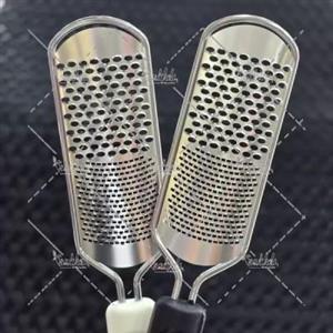 رنده پا دسته فلزی با رنده ی ریز و درشت