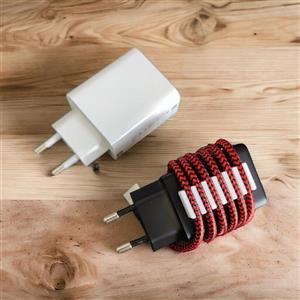 استند و نگهدارنده کابل شارژر مدل دورپیچ آداپتور (بسته 2 عددی)