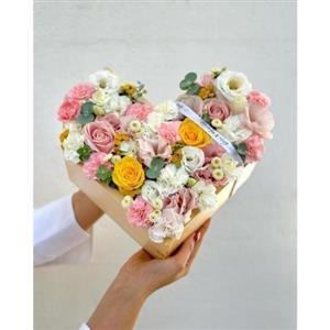 باکس گل اورینتال برای روز مادر 4460