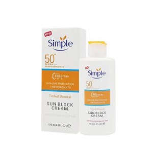 ضد آفتاب Simple SPF 50 محافظت بالا در برابر UVA UVB  حجم ۱۲۵ میلی‌لیتر
