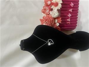 گردنبند قلب و گل ژوپینگ