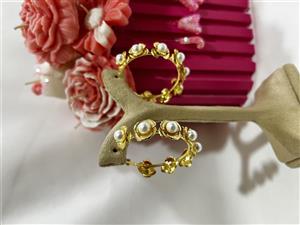 گوشواره حلقه ای استیل مروارید و گل طلایی