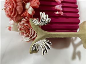 گوشواره بال استیل نقره ای 