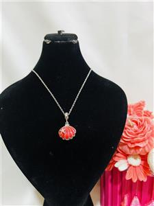 گردنبند ژوپینگ صدف قرمز و نگین سواروفسکی