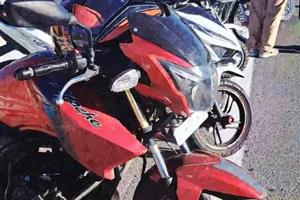 موتور سیکلت تی وی اس آپاچی 150-1394