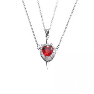 گردنبند مدل  قلب و شمشیر بسته 2 عددی