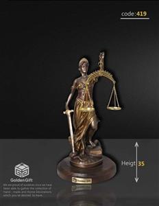 مجسمه فرشته ی عدالت برند گلدن گیفت