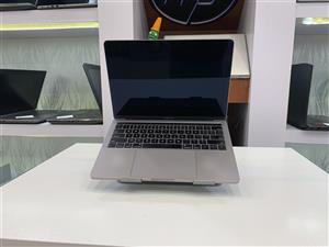 macbook pro a2159