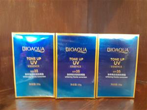 کرم ضد آفتاب بی رنگ بایوآکوا واتساپ ۰۹۱۴۳۷۹۹۵۲۴